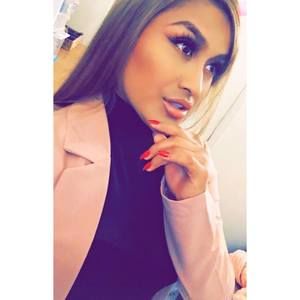 Meet your Posher, Vanessa